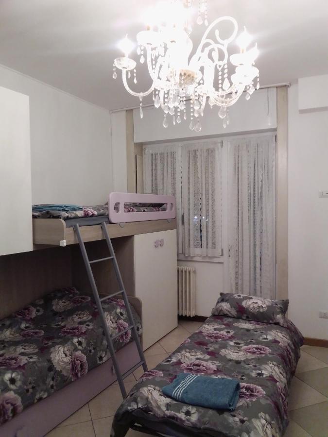 Gigli, Rooms Con Cucina In Comune E Terrazza Milán Exteriér fotografie