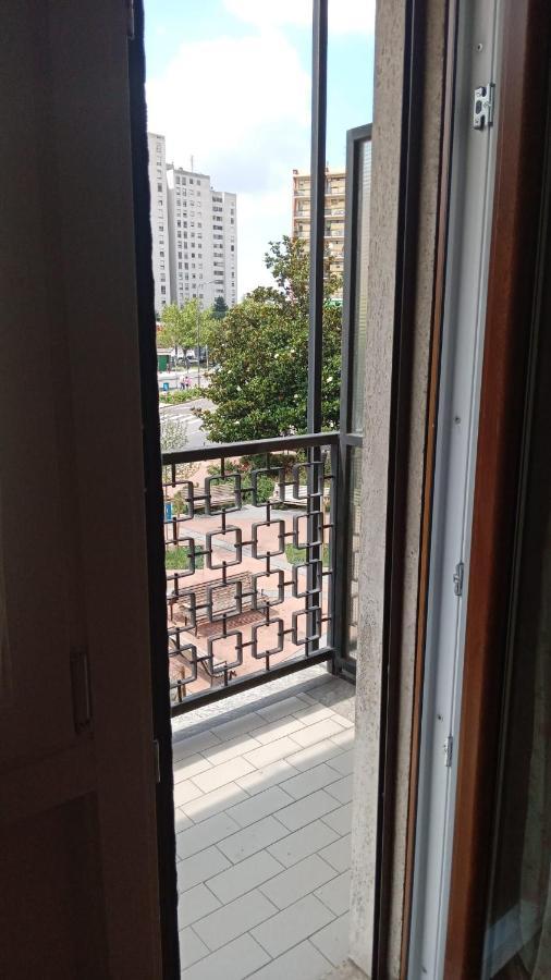 Gigli, Rooms Con Cucina In Comune E Terrazza Milán Exteriér fotografie