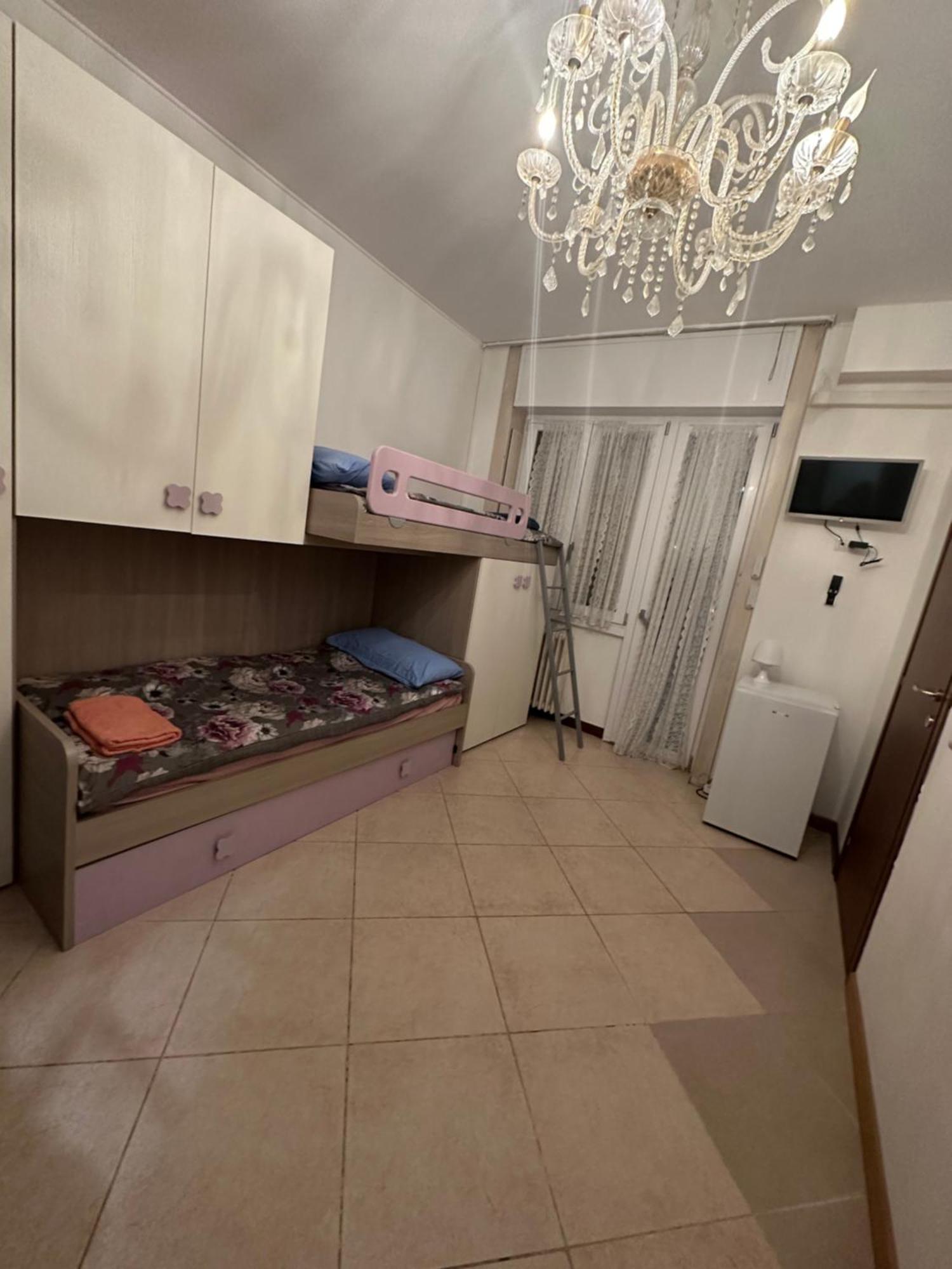 Gigli, Rooms Con Cucina In Comune E Terrazza Milán Exteriér fotografie