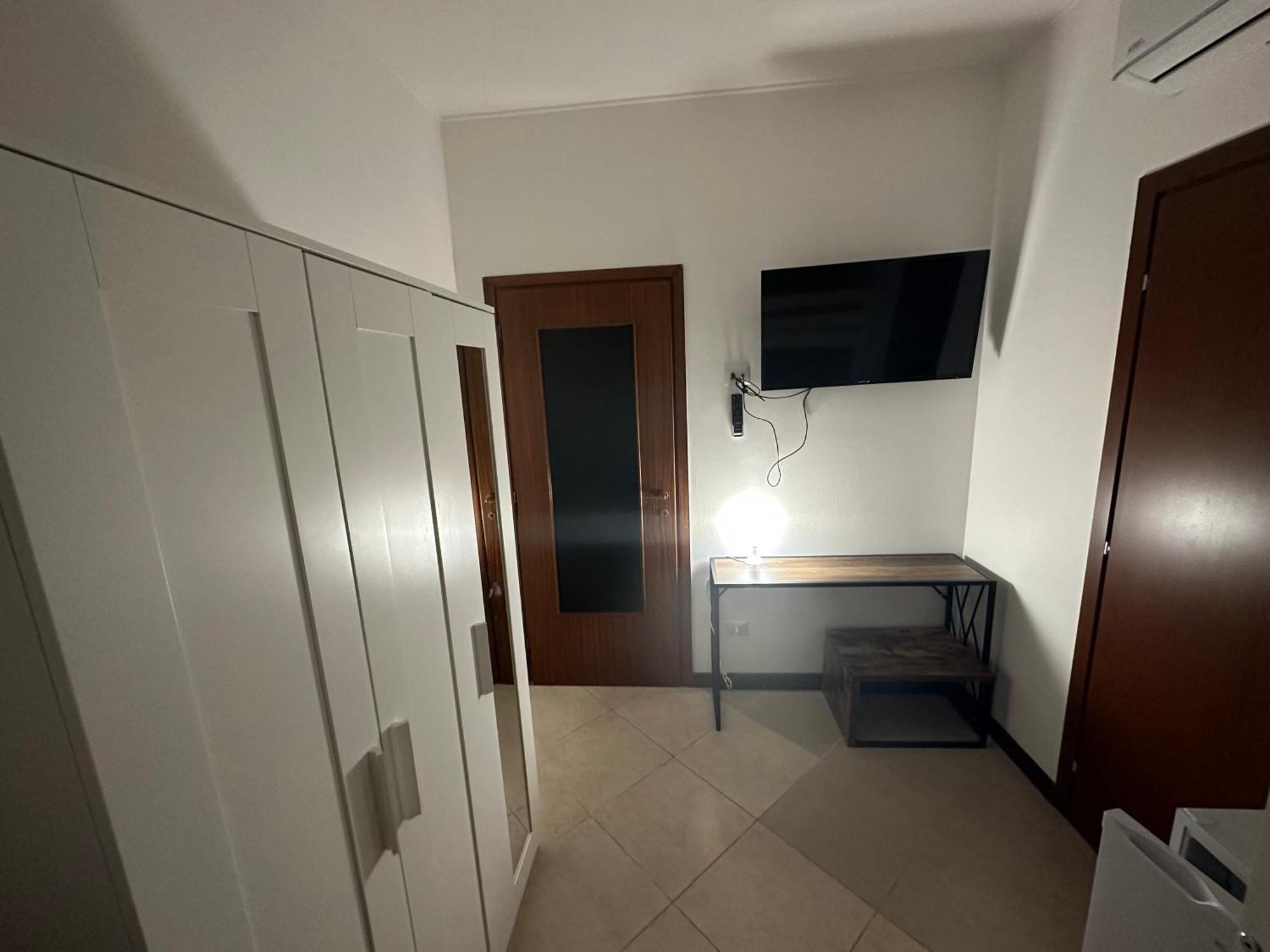Gigli, Rooms Con Cucina In Comune E Terrazza Milán Exteriér fotografie