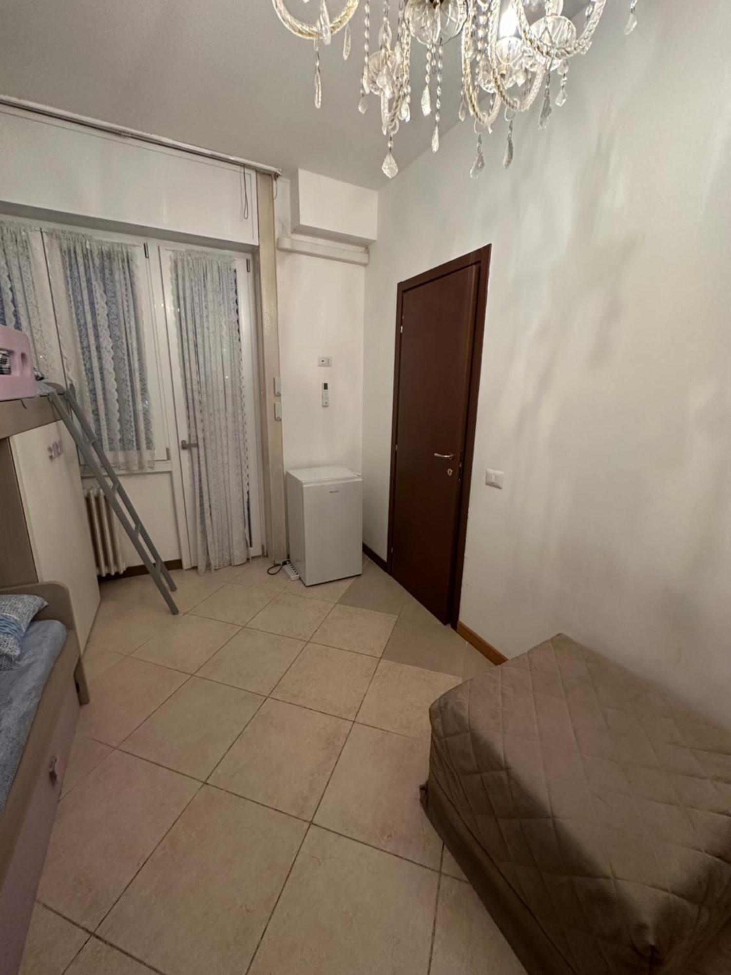 Gigli, Rooms Con Cucina In Comune E Terrazza Milán Exteriér fotografie